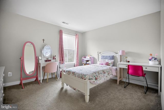 7979 INTERNATIONAL DR, Warrenton, VA 20187