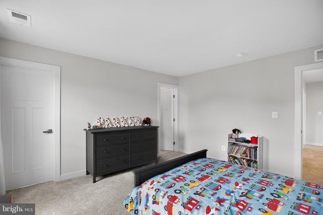 7979 INTERNATIONAL DR, Warrenton, VA 20187