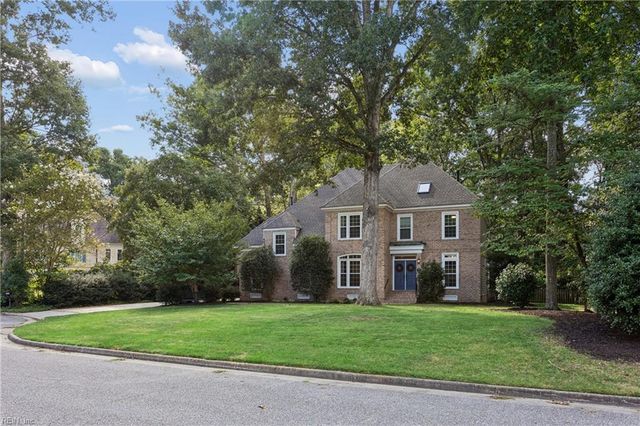 406 Regents CV, Newport News, VA 23606