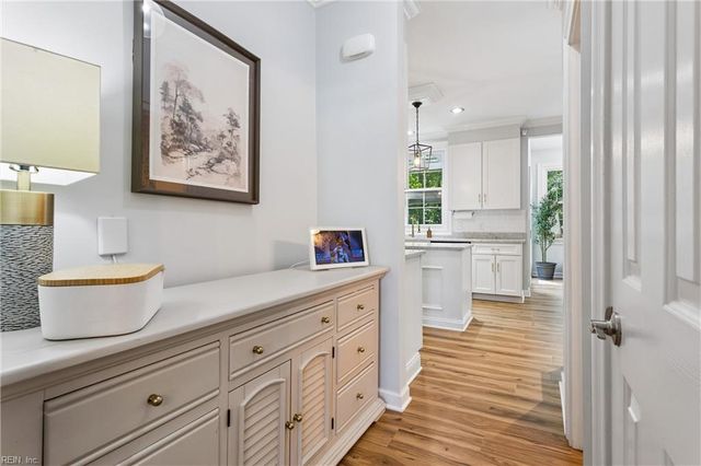 406 Regents CV, Newport News, VA 23606