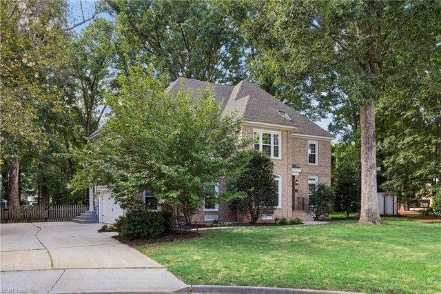 406 Regents CV, Newport News, VA 23606