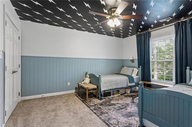 406 Regents CV, Newport News, VA 23606