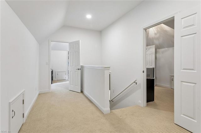 406 Regents CV, Newport News, VA 23606