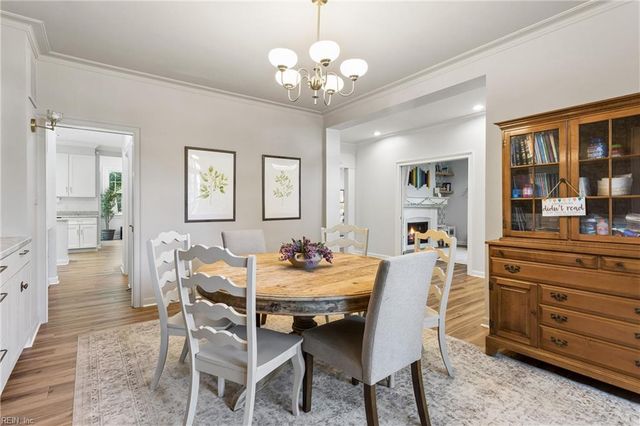 406 Regents CV, Newport News, VA 23606