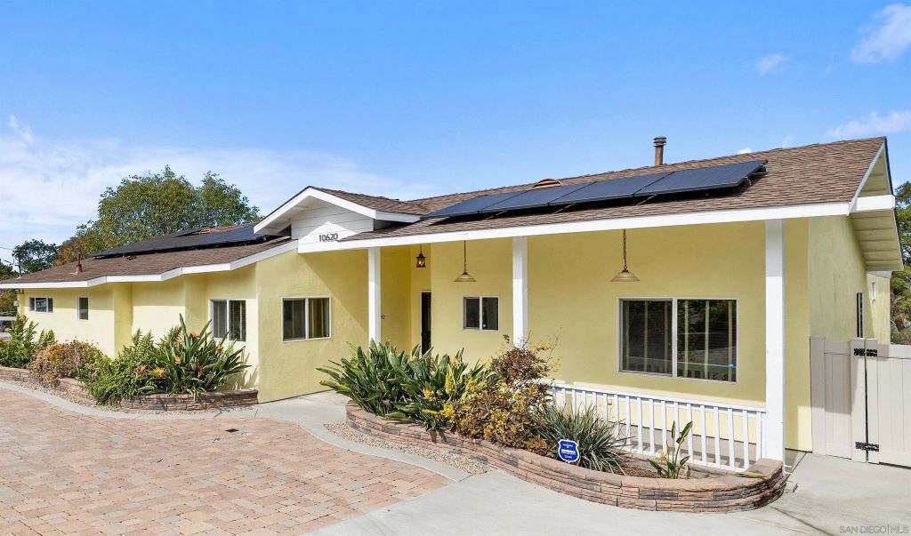 10620 Garden Way, Spring Valley, CA 91978