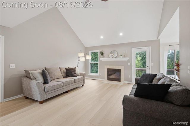 1393 Remsing Street, Hartland Township, MI 48353