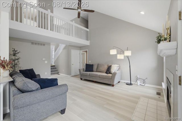 1393 Remsing Street, Hartland Township, MI 48353