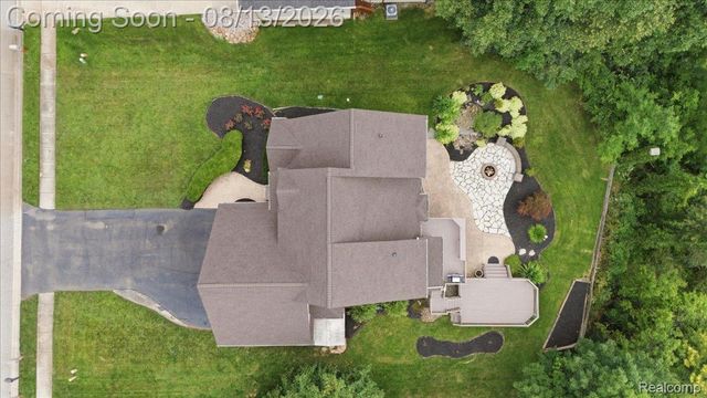 1393 Remsing Street, Hartland Township, MI 48353