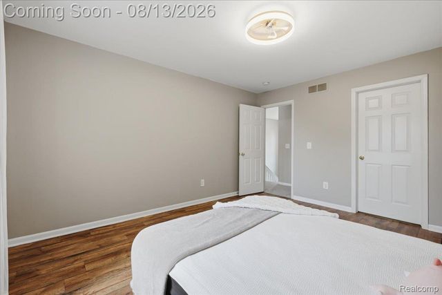 1393 Remsing Street, Hartland Township, MI 48353