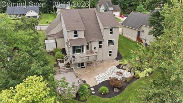 1393 Remsing Street, Hartland Township, MI 48353