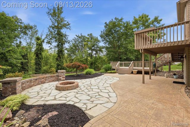 1393 Remsing Street, Hartland Township, MI 48353