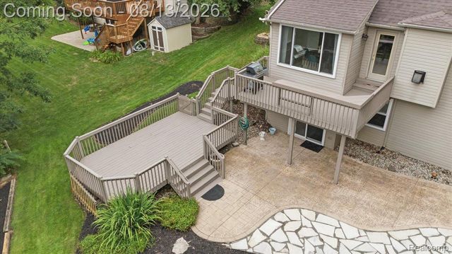 1393 Remsing Street, Hartland Township, MI 48353