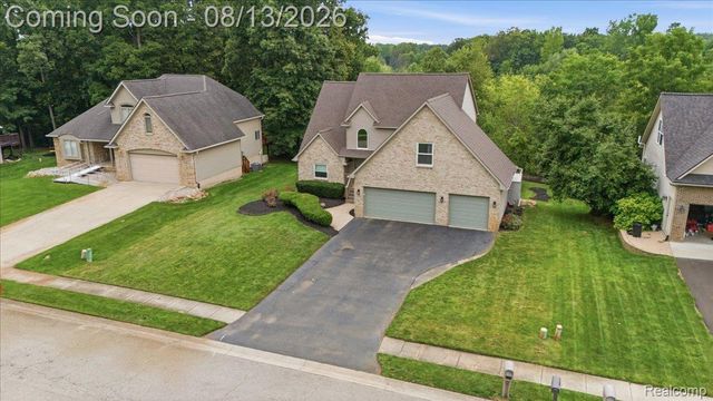 1393 Remsing Street, Hartland Township, MI 48353