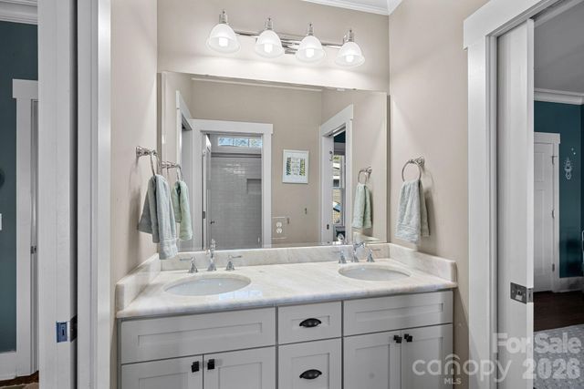 405 E Tremont Avenue, Charlotte, NC 28203