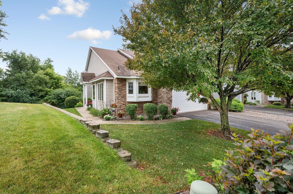 4824 Moon Lake Circle, White Bear Twp, MN 55127