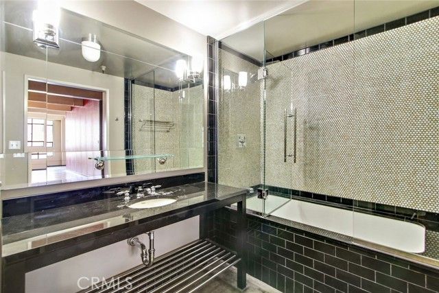 849 S Broadway 606, Los Angeles, CA 90014