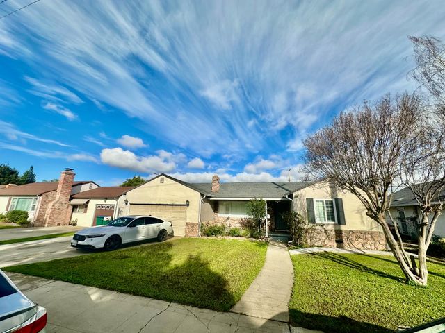 609-611 Kettleman, Lodi, CA 95240