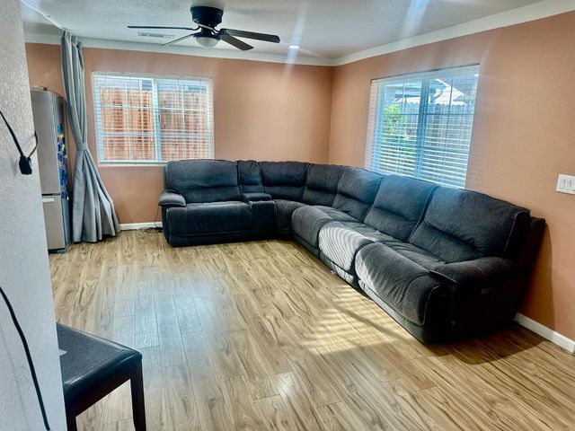 609-611 Kettleman, Lodi, CA 95240