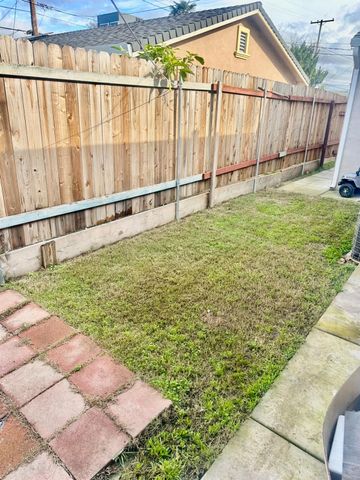 609-611 Kettleman, Lodi, CA 95240