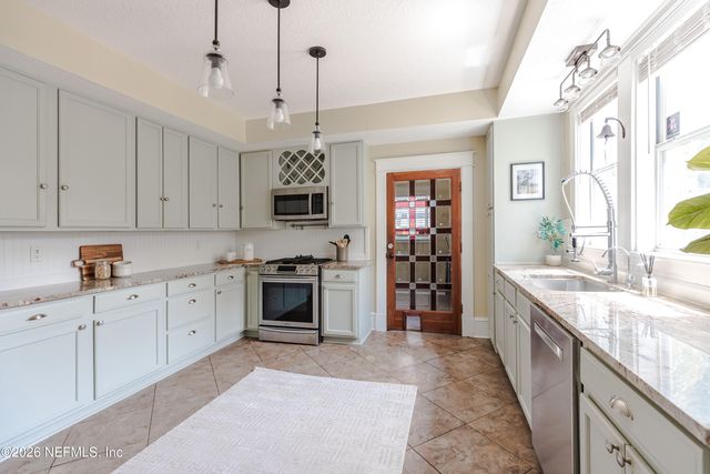 2598 HERSCHEL Street, Jacksonville, FL 32204