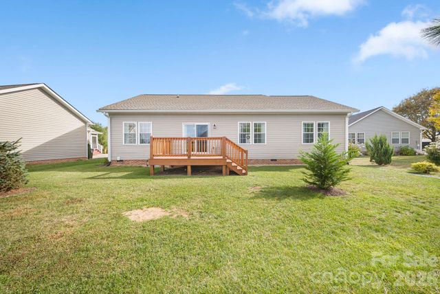 457 Riverwind Drive, Hendersonville, NC 28739