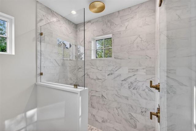 939 19TH AVENUE N, St Petersburg, FL 33704