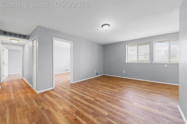 30052 W Twelve Mile Road 61, Farmington Hills, MI 48334
