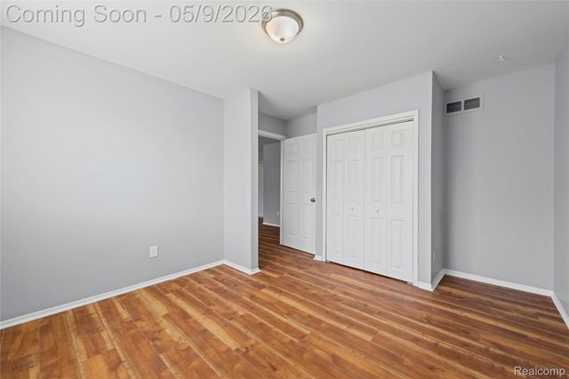 30052 W Twelve Mile Road 61, Farmington Hills, MI 48334