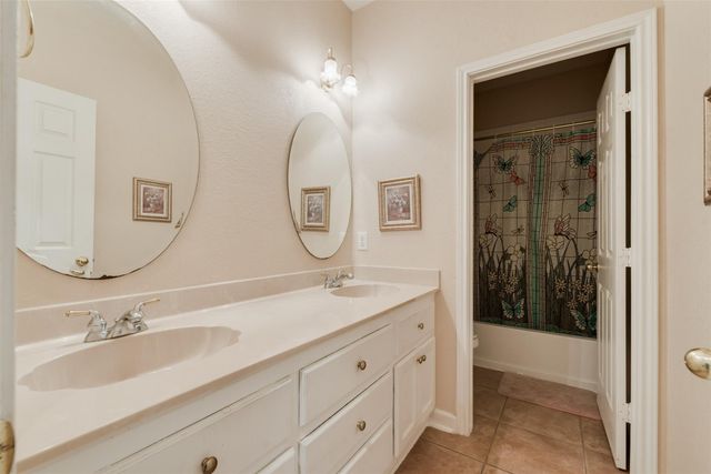 26105 Le Berge Drive, Tomball, TX 77377