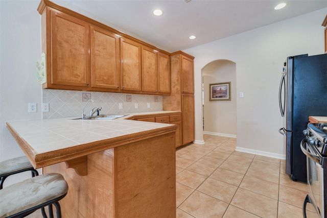 26105 Le Berge Drive, Tomball, TX 77377