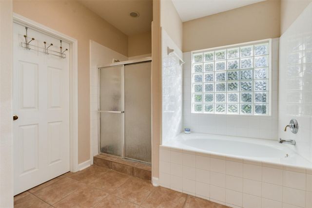 26105 Le Berge Drive, Tomball, TX 77377