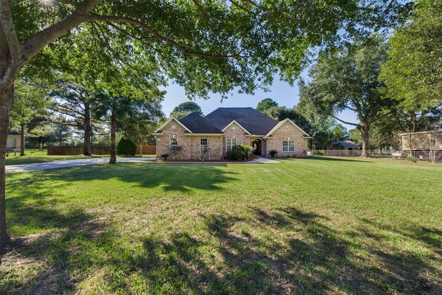 26105 Le Berge Drive, Tomball, TX 77377