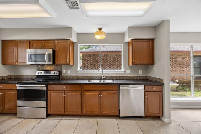 4918 Edinston Place, Spring, TX 77388