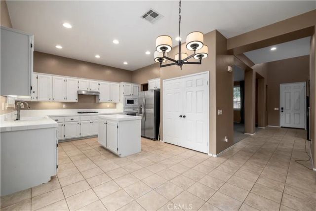 12112 Brianwood, Riverside, CA 92503
