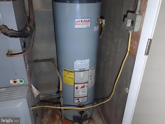 5619 WESLEY AVE, Baltimore, MD 21207