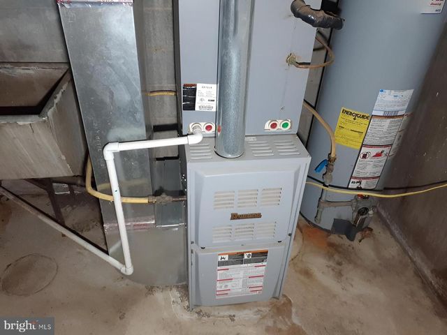 5619 WESLEY AVE, Baltimore, MD 21207