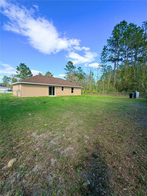 Image 24 of property listing at 7047 SW 131ST LOOP, Ocala, FL 34473