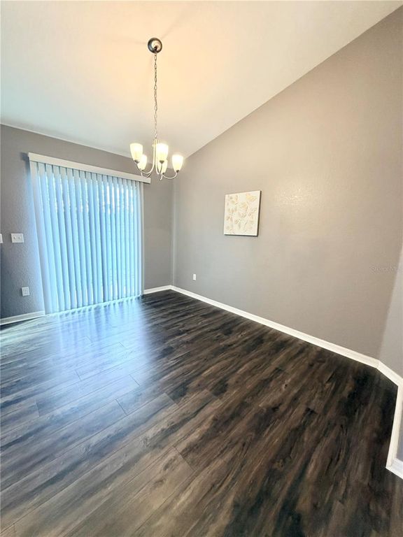 Image 7 of property listing at 7047 SW 131ST LOOP, Ocala, FL 34473