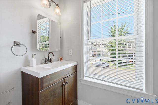 3015 M St, Richmond, VA 23223