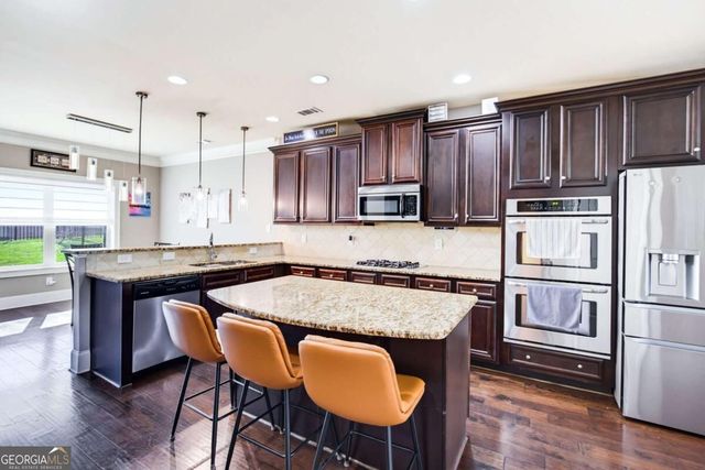 262 Fairway Drive, Acworth, GA 30101