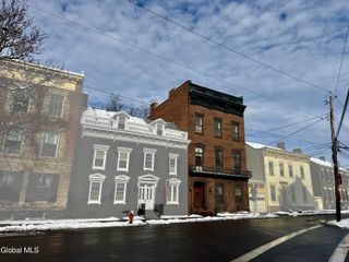 21 Front Street 2, Schenectady, NY 12305