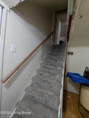 717 Compton St, Louisville, KY 40208
