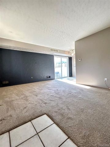 15417 Dupage Boulevard, Taylor, MI 48180