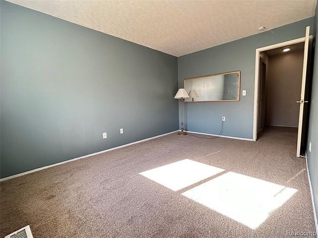 15417 Dupage Boulevard, Taylor, MI 48180