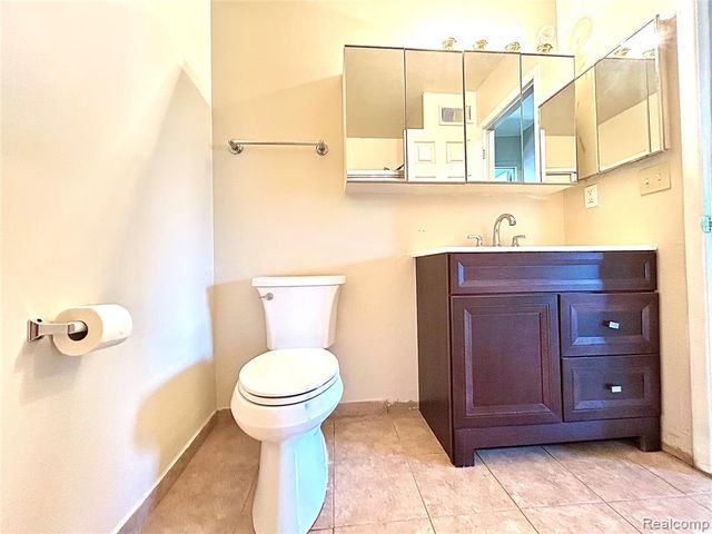 15417 Dupage Boulevard, Taylor, MI 48180