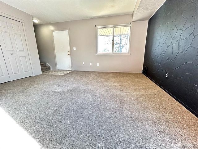 15417 Dupage Boulevard, Taylor, MI 48180