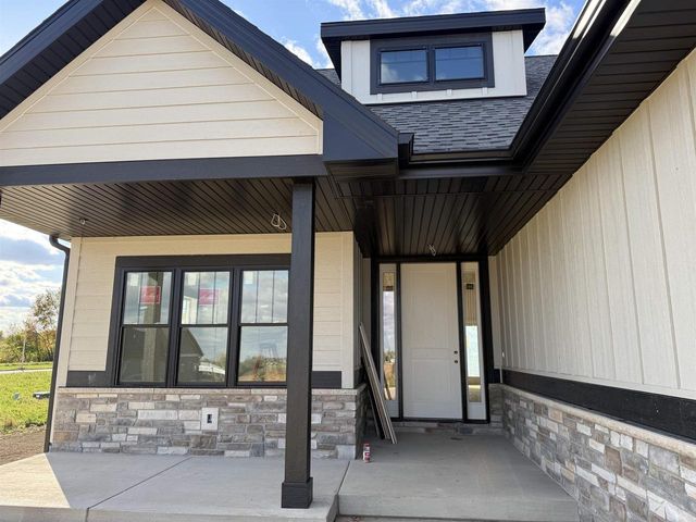 850 Capitol Drive, Dane, WI 53529