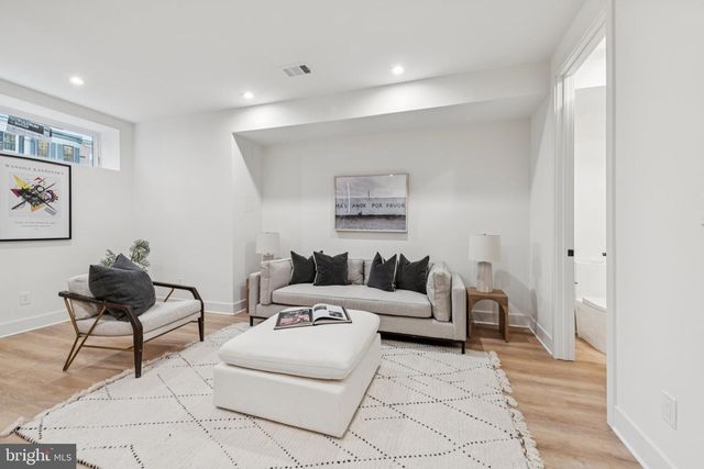2507 I ST NW, Washington, DC 20037