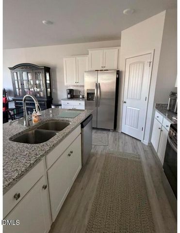 5909 Crossview Drive, Kernersville, NC 27284