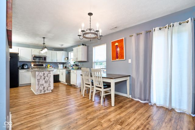 7550 Wildcat Run Lane, Indianapolis, IN 46239